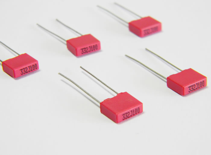 What are the basic classifications of capacitors